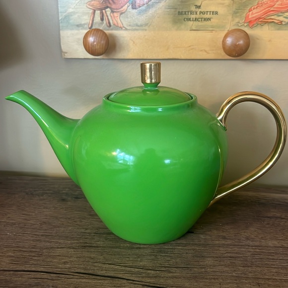 Kate Spade Greenwich Grove Green Teapot w/ original box included - Picture 1 of 10